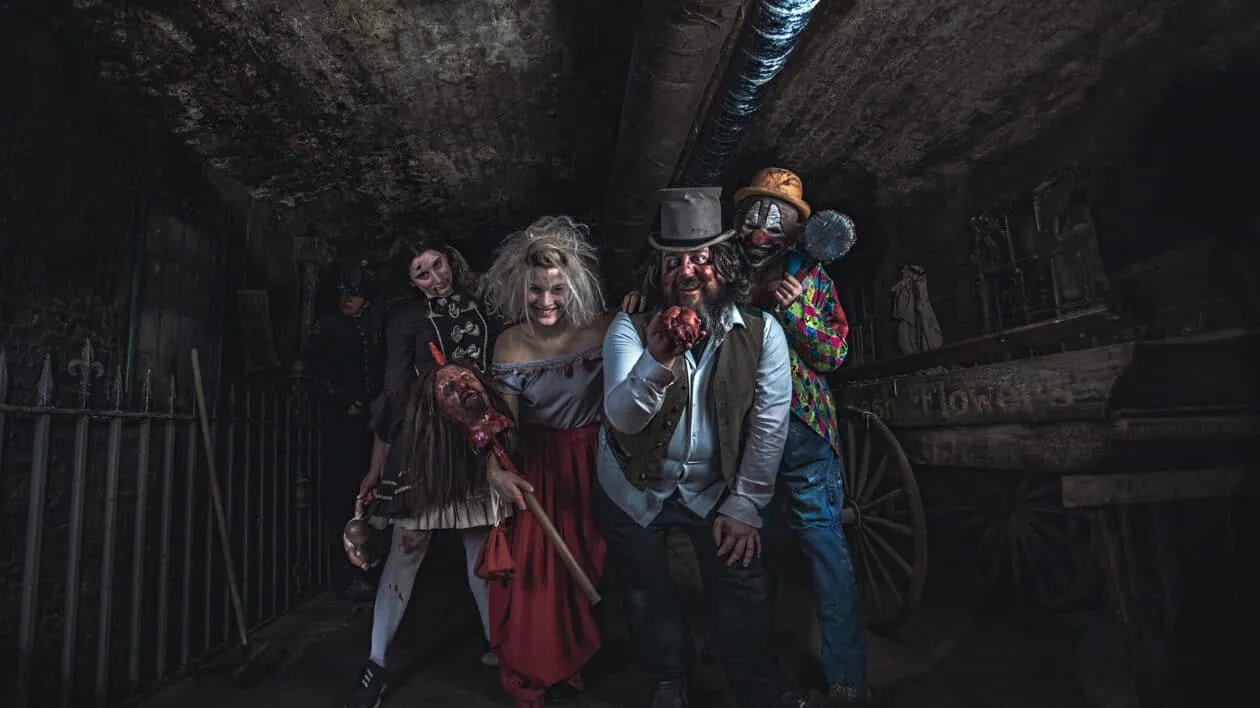 Smiffys Sale Store -Smiffys Sale Store london bridge experience 1260x708 1